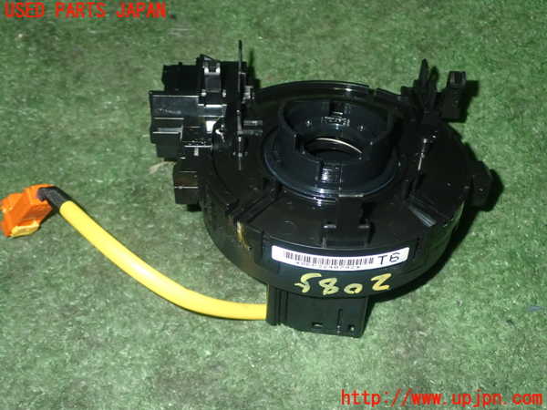 5UPJ-20856800]ハイエースバン200系(KDH206V)スパイラルケーブル(リール) 中古_m0002.jpg