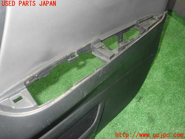 5UPJ-20851234]ハイエースバン200系(KDH206V)右前ドア内張り 中古_m0003.jpg