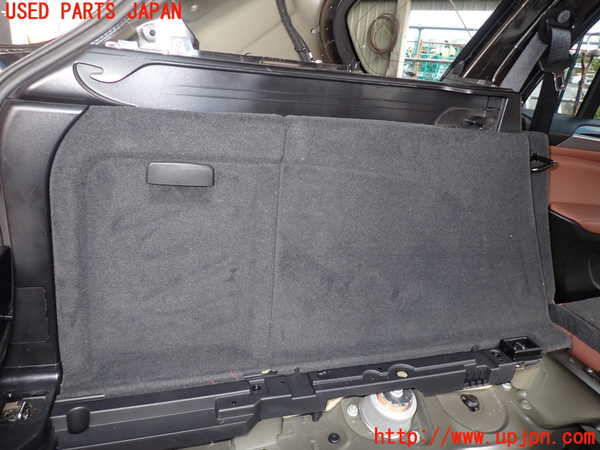 1UPJ-20867680]BMW X5 E70(ZW30S)左リアピラートリム 中古_m0001.jpg