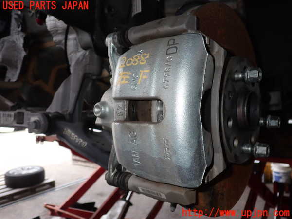 2UPJ-20884085]VW パサート(Passat) ヴァリアント(Variant)(3CDPC)左フロントキャリパー 中古_m0001.jpg