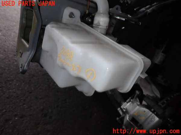 2UPJ-20886791]VW パサート(Passat) ヴァリアント(Variant)(3CDPC)ウォッシャータンク1 中古_m0002.jpg