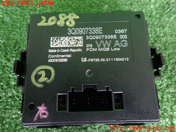 5UPJ-20886147]VW パサート(Passat) ヴァリアント(Variant)(3CDPC)コンピューター2 (ヘッドライト) 中古_m0003.jpg