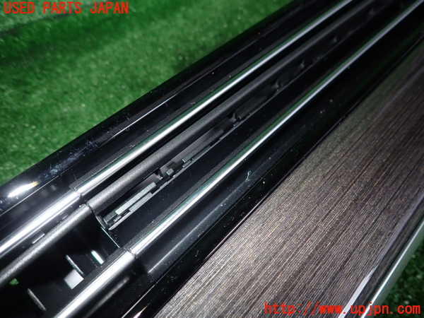 5UPJ-20887526]VW パサート(Passat) ヴァリアント(Variant)(3CDPC)エアコン吹き出し口1 真中 中古_m0002.jpg