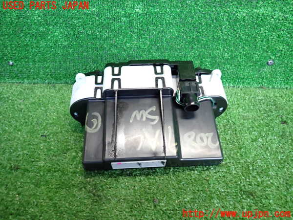 5UPJ-20896066]インプレッサ WRX-STi(GDB)(C型)エアコンスイッチ1 中古_m0002.jpg