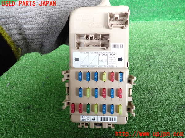 5UPJ-20896741]インプレッサ WRX-STi(GDB)(C型)ヒューズボックス1 中古_m0003.jpg