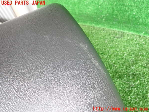 5UPJ-20897516]インプレッサ WRX-STi(GDB)(C型)グローブボックス1 中古_m0005.jpg