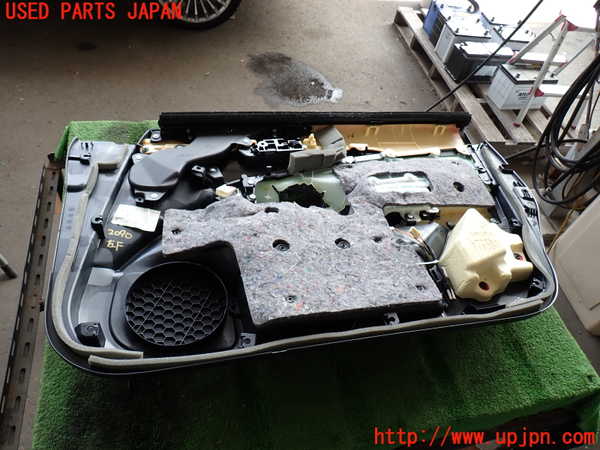 2UPJ-20901264]クラウン マジェスタ ハイブリッド(GWS214)左前ドア内張り 中古_m0003.jpg