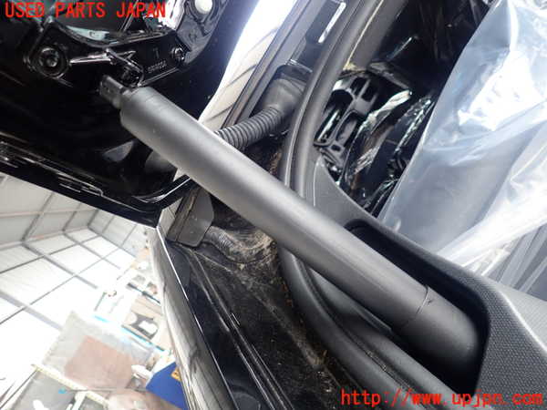 2UPJ-20911584]BMW 420i グランクーペ(4D20)(F36)リアゲートダンパー 中古_m0002.jpg