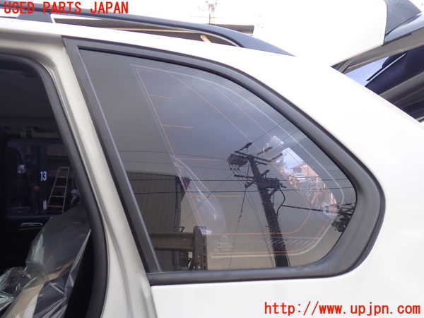 1UPJ-20921382]BMW X5 E70(ZW30S)左クォーターガラス GUARDIAN M35T2 中古_m0001.jpg