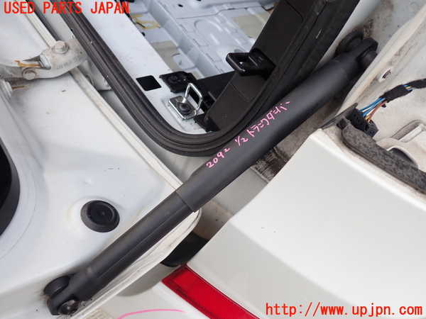 1UPJ-20921506]BMW X5 E70(ZW30S)トランクダンパー 中古_m0001.jpg