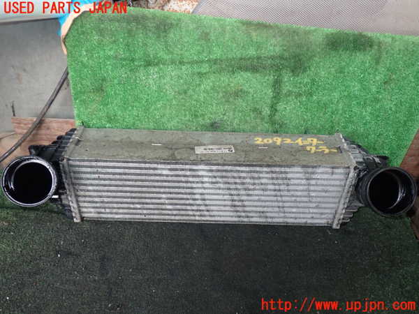 1UPJ-20922451]BMW X5 E70(ZW30S)インタークーラー1 中古_m0001.jpg