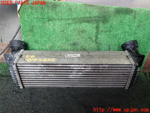1UPJ-20922451]BMW X5 E70(ZW30S)インタークーラー1 中古_m0002.jpg
