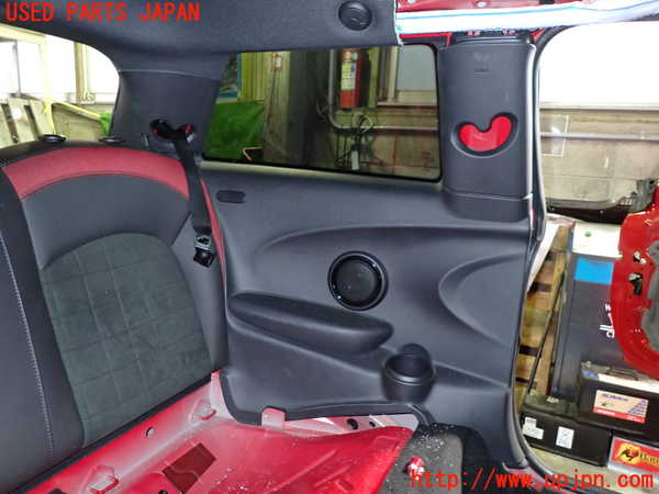 5UPJ-20937680]BMW ミニ(MINI)ジョンクーパーワークス(JCW)(XMJCW F56)左リアピラートリム 中古_m0001.jpg