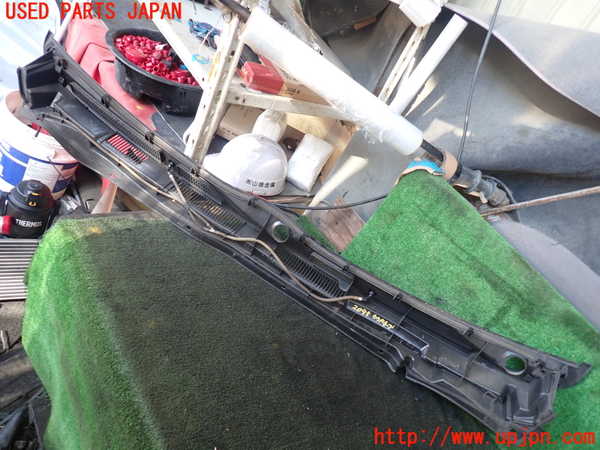 5UPJ-20951190]ハイエースバン200系(KDH201V)カウルトップ 中古_m0002.jpg