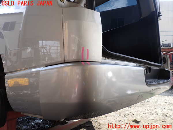 5UPJ-20951610]ハイエースバン200系(KDH201V)リアバンパー ジャンク部品取り_m0004.jpg