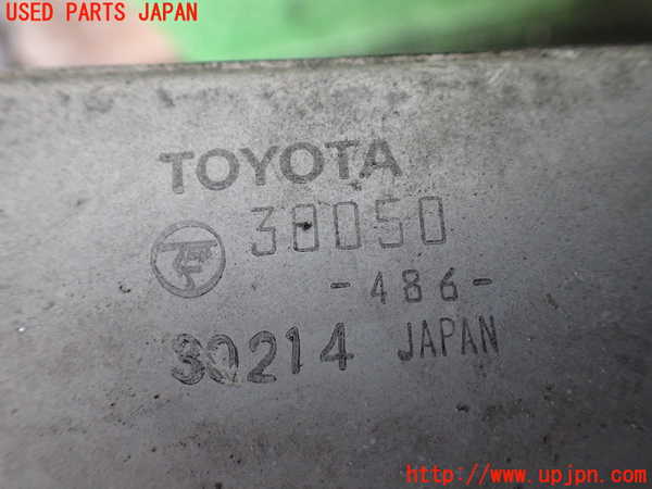 5UPJ-20952451]ハイエースバン200系(KDH201V)インタークーラー1 中古_m0003.jpg