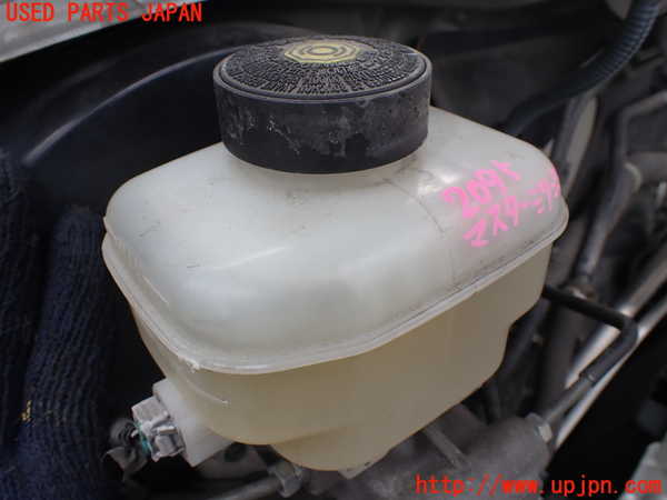 5UPJ-20954050]ハイエースバン200系(KDH201V)ブレーキマスターシリンダー 中古_m0002.jpg