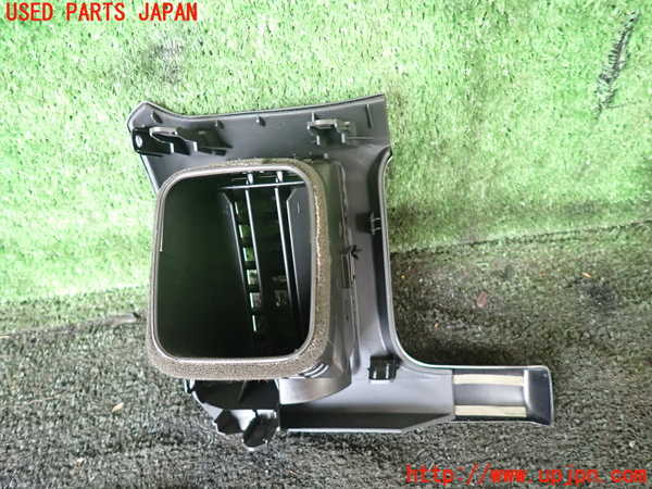 5UPJ-20957526]ハイエースバン200系(KDH201V)エアコン吹き出し口1 (右) 中古_m0002.jpg