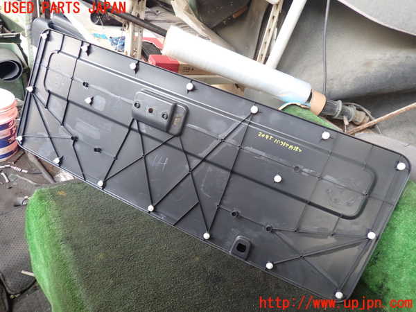 5UPJ-20951578]ハイエースバン200系(KDH201V)バックドア内張り 中古_m0002.jpg