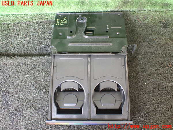 5UPJ-20957810]ハイエースバン200系(KDH201V)ドリンクホルダー 中古_m0002.jpg