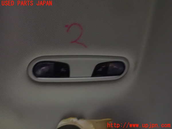 1UPJ-20966412]アウディ・A7 スポーツバック(4GCREC)ルームランプ2（2列目） 中古_m0001.jpg