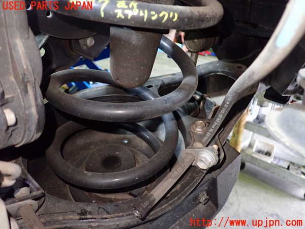 5UPJ-20975105]アルファード(AGH30W)左リアスプリング 中古_m0003.jpg
