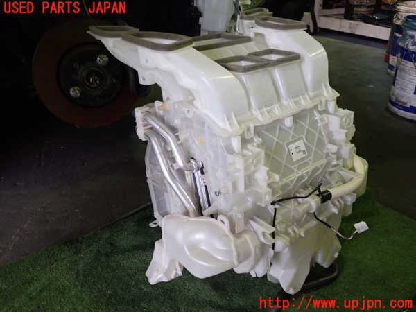 5UPJ-20976081]アルファード(AGH30W)エバポレーター1 (フロント) 中古_m0002.jpg