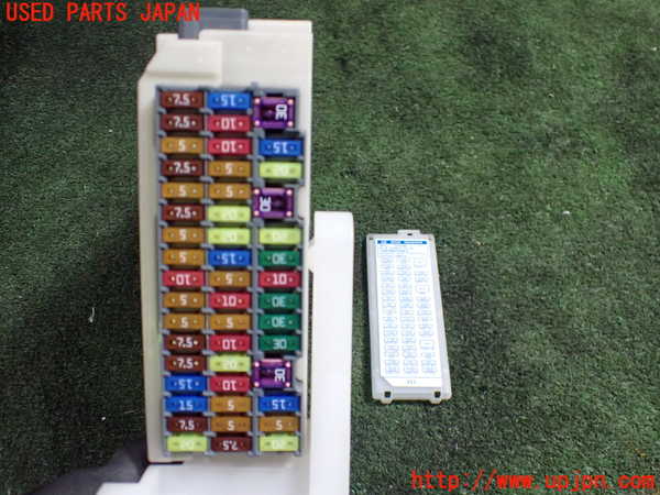 5UPJ-20976741]アルファード(AGH30W)ヒューズボックス1 中古_m0003.jpg
