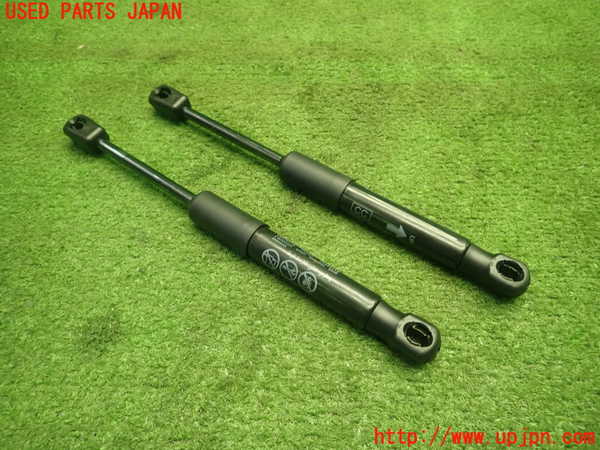 5UPJ-20981506]GR86(BRZ)(ZN8)トランクダンパー 中古_m0002.jpg