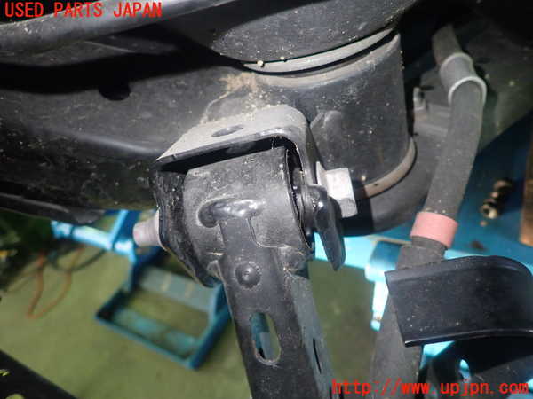 5UPJ-20985325]GR86(BRZ)(ZN8)右リアテンションロッド 中古_m0002.jpg