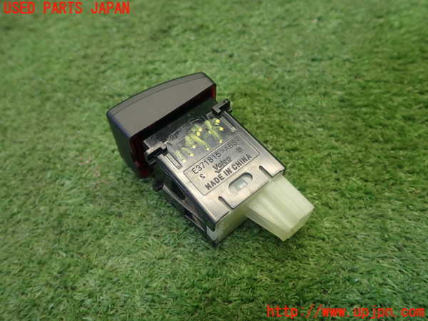 5UPJ-20986290]GR86(BRZ)(ZN8)ハザードスイッチ 中古_m0002.jpg
