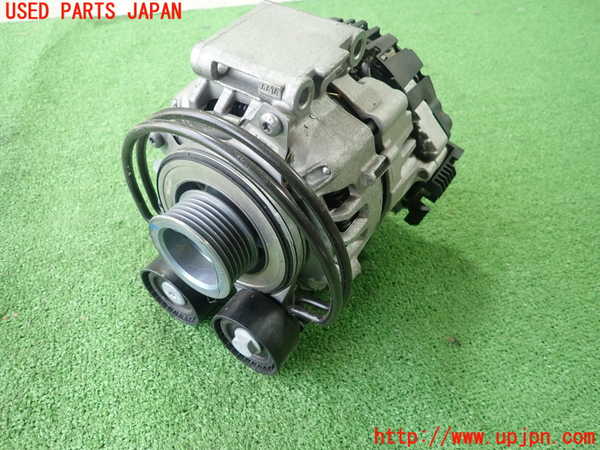 5UPJ-20996015]アウディ・A4(8WDEM)オルタネーター(ダイナモ) 中古_m0001.jpg