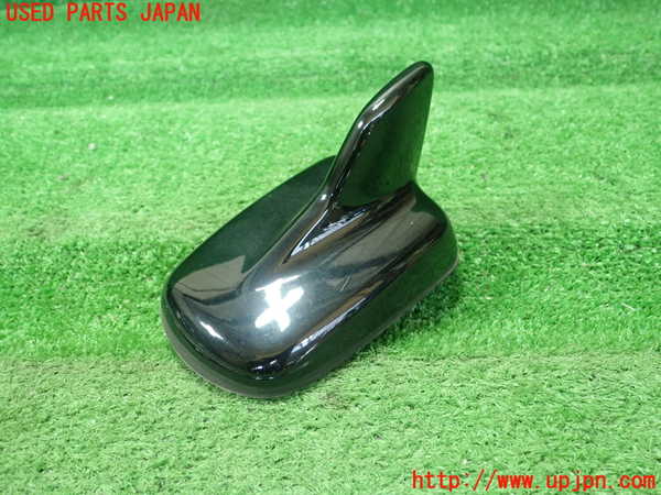 5UPJ-20996550]アウディ・A4(8WDEM)アンテナ 中古_m0001.jpg