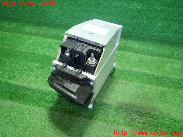 1UPJ-20996911]アウディ・A4(8WDEM)ハイブリッドバッテリー1 中古_m0001.jpg
