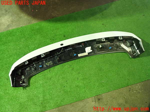 1UPJ-21001520]ジープ・コンパス(M624)リアスポイラー 中古_m0004.jpg