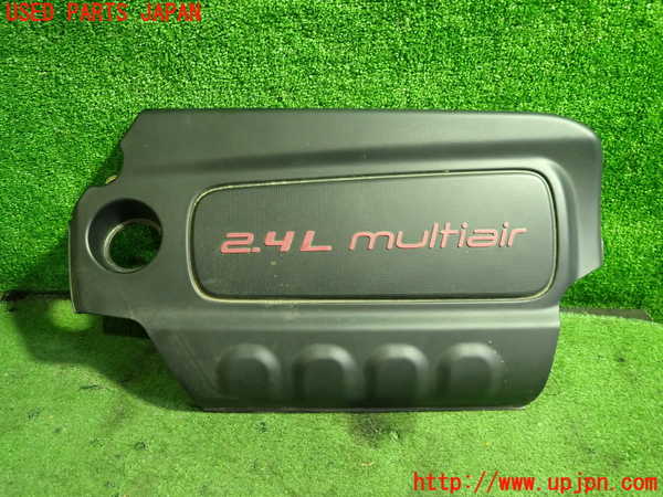 5UPJ-21002160]ジープ・コンパス(M624)エンジンアッパーカバー 中古_m0001.jpg