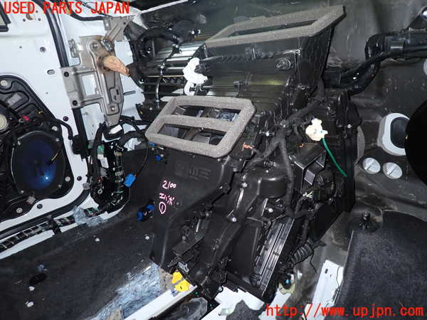 5UPJ-21006081]ジープ・コンパス(M624)エバポレーター1 中古_m0002.jpg