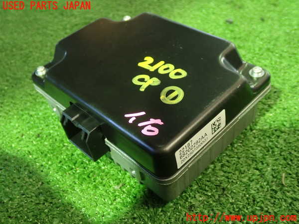 5UPJ-21006146]ジープ・コンパス(M624)コンピューター1 68202292AA 中古_m0001.jpg