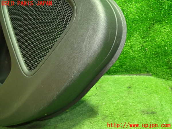 5UPJ-21001324]ジープ・コンパス(M624)左後ドア内張り 中古_m0002.jpg