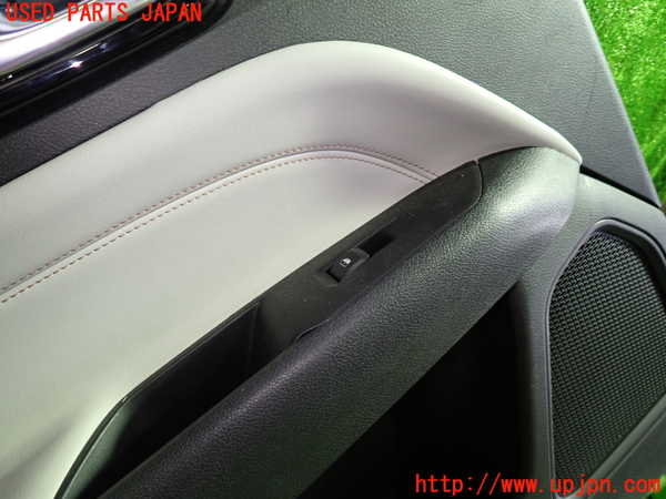 5UPJ-21001324]ジープ・コンパス(M624)左後ドア内張り 中古_m0003.jpg