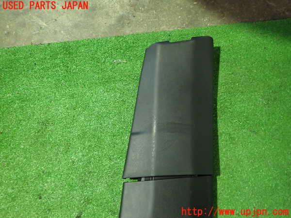 5UPJ-21007665]ジープ・コンパス(M624)右センターピラートリム 中古_m0002.jpg