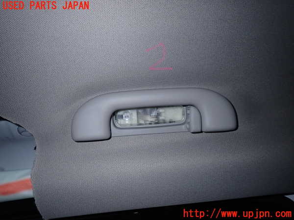 5UPJ-21006412]ジープ・コンパス(M624)ルームランプ2（2列目） 中古_m0001.jpg