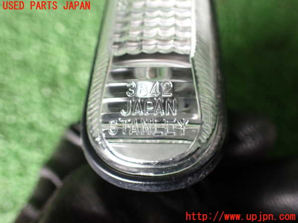 2UPJ-21011160]S2000 200系 後期(AP1)右ウィンカーレンズ 中古 3842_m0003.jpg