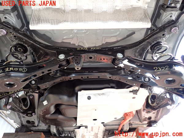 5UPJ-21025295]プリウス(ZVW60)リアメンバー 中古_m0001.jpg