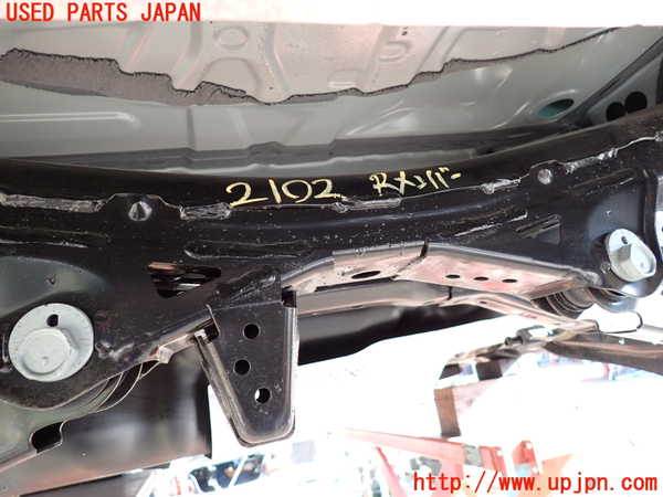 5UPJ-21025295]プリウス(ZVW60)リアメンバー 中古_m0002.jpg