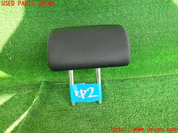 5UPJ-21027130]プリウス(ZVW60)真中2列目ヘッドレスト 中古_m0001.jpg