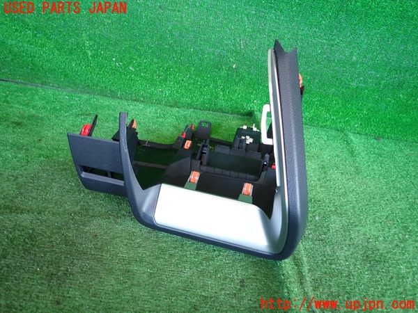 5UPJ-21027692]プリウス(ZVW60)内装トリム類2 中古_m0001.jpg