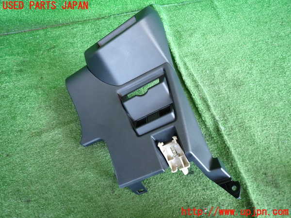 5UPJ-21027692]プリウス(ZVW60)内装トリム類2 中古_m0003.jpg