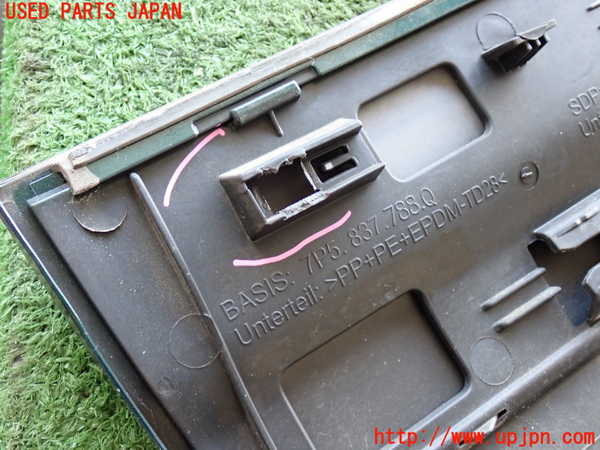 2UPJ-21031232]ポルシェ・カイエン(92AM5502A)右前ドアパネル 中古_m0003.jpg