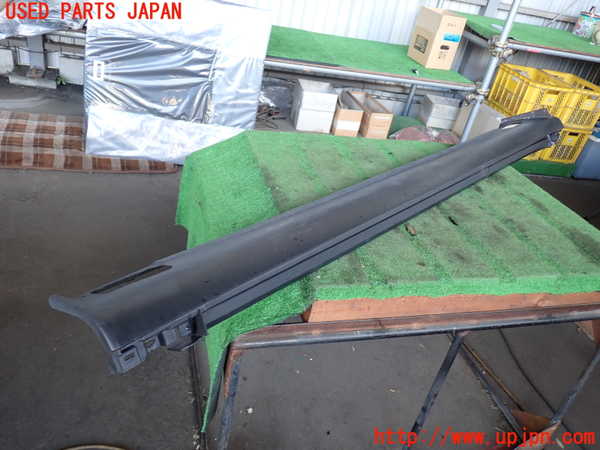 2UPJ-21031390]ポルシェ・カイエン(92AM5502A)右サイドステップ 中古_m0001.jpg
